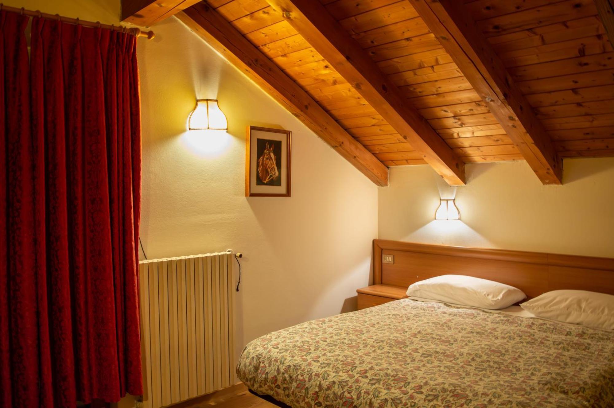 Hotel Serena - Tre Cime Views Auronzo di Cadore Room photo