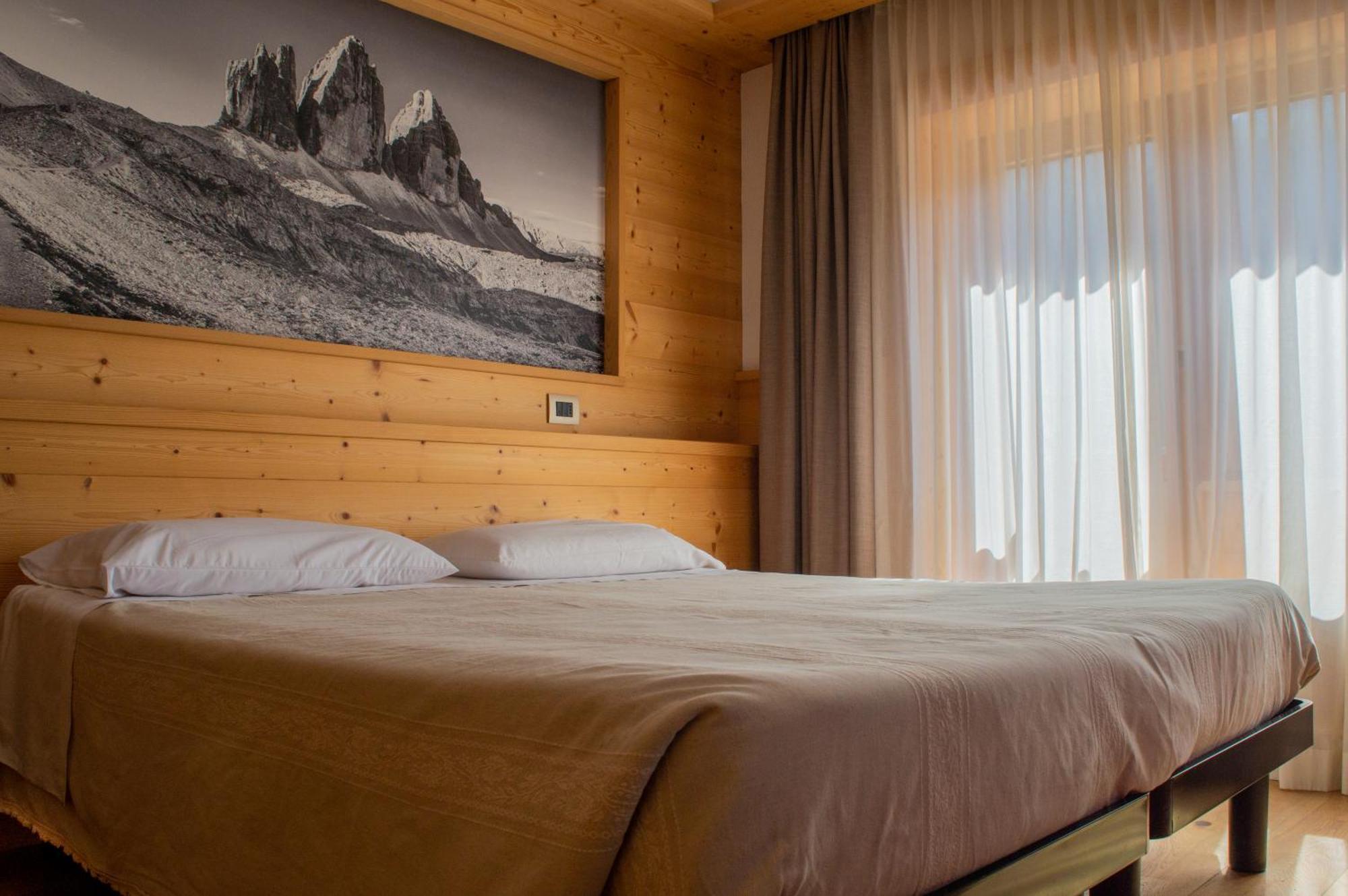 Hotel Serena - Tre Cime Views Auronzo di Cadore Exterior photo